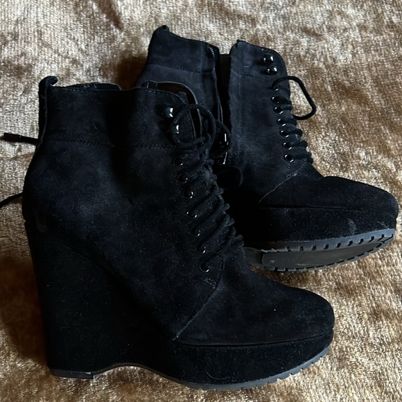 BCBGeneration black ankle lace up bootie - Picture 7 of 7